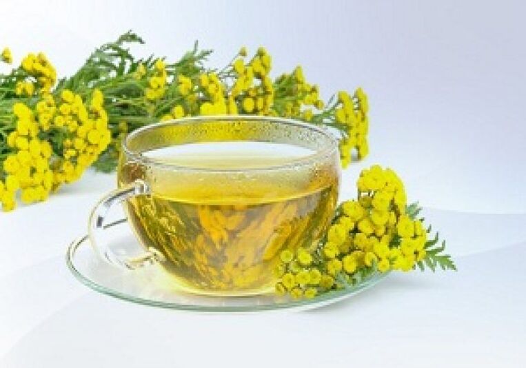 The infusion of tansy will help you get rid of parasites in the body